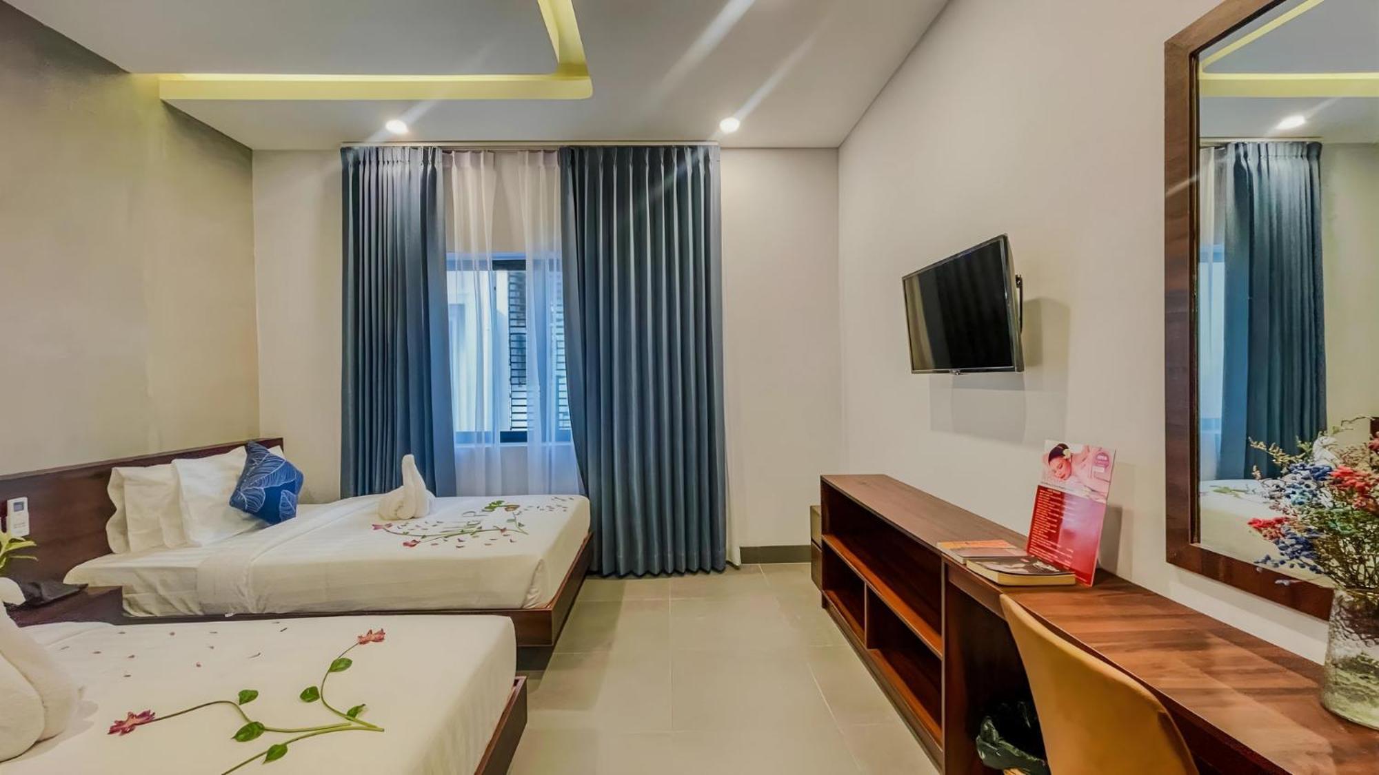 Hotel The Luxury