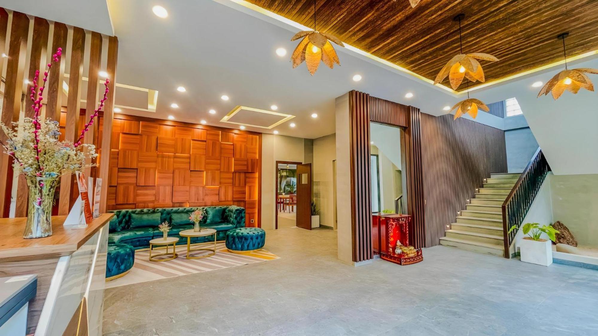 Hotel The Luxury 4*