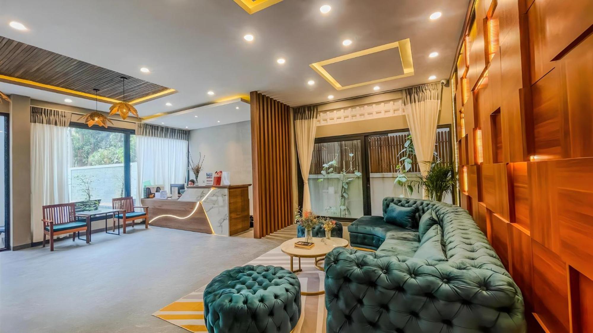 The Luxury Hotel 4*